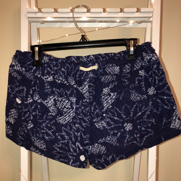 Linen Roxy Shorts - Picture 2 of 2